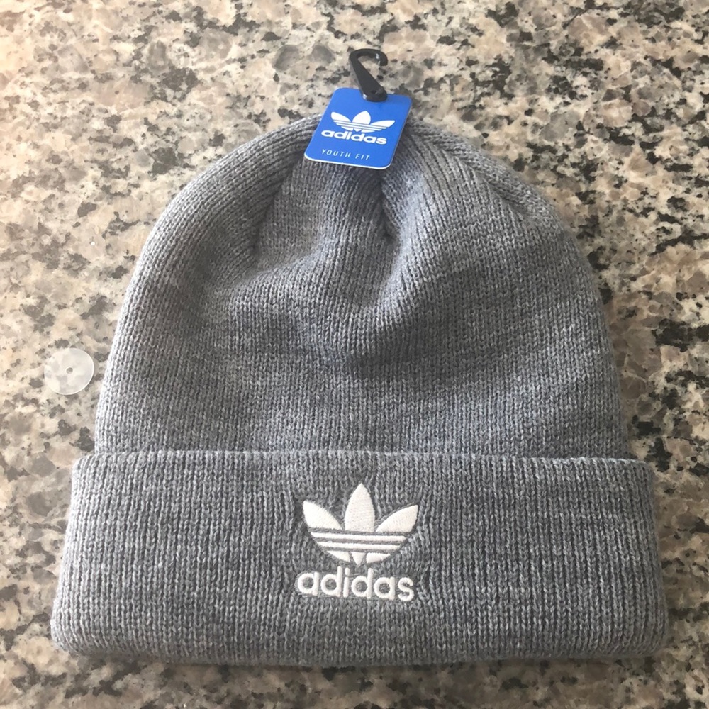Adidas Youth Fit Beanie Hat.